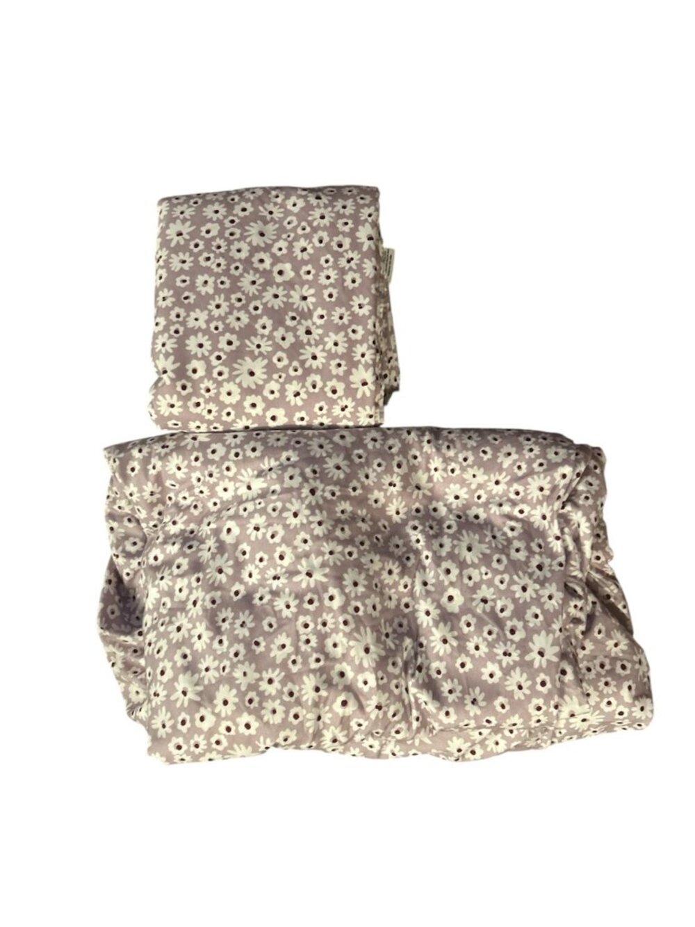 Room Essentials Bed Set